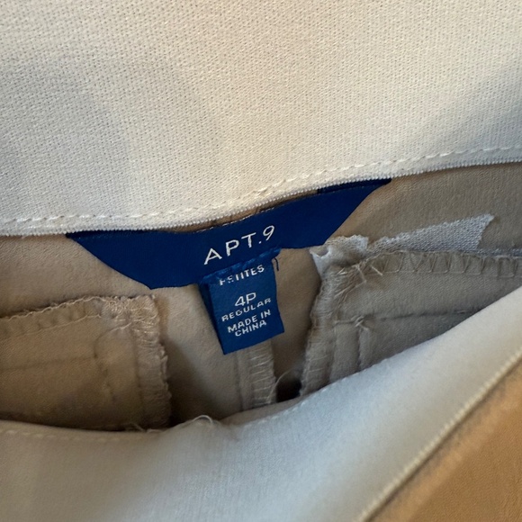 APT 9 Mid-Rise Capris Dress Pants - Picture 4 of 5